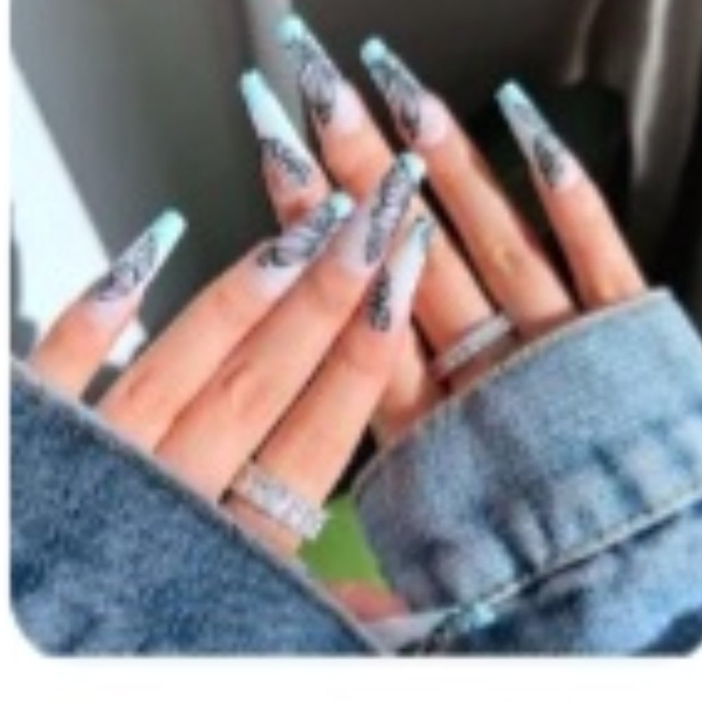 Korean butterfly  design nails